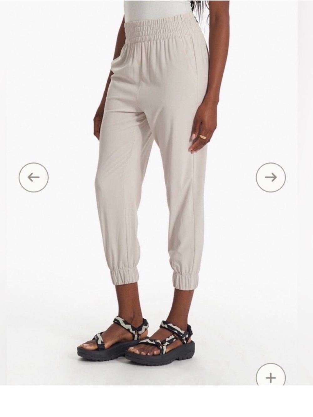 Vuori Women’s Cream Villa Jogger Pants Large